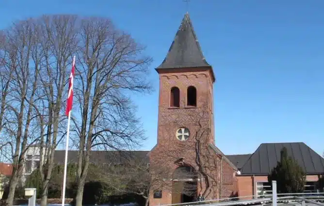 Hillerød Begravelsesforretning - Hillerød Kirke